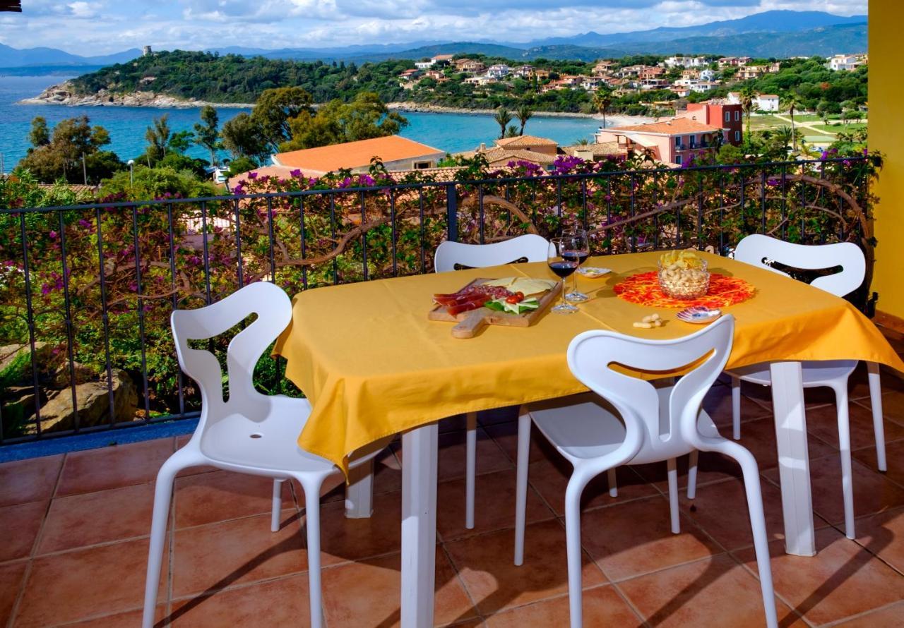 Residence Appartamenti Caffarena Àrbatax Exteriör bild